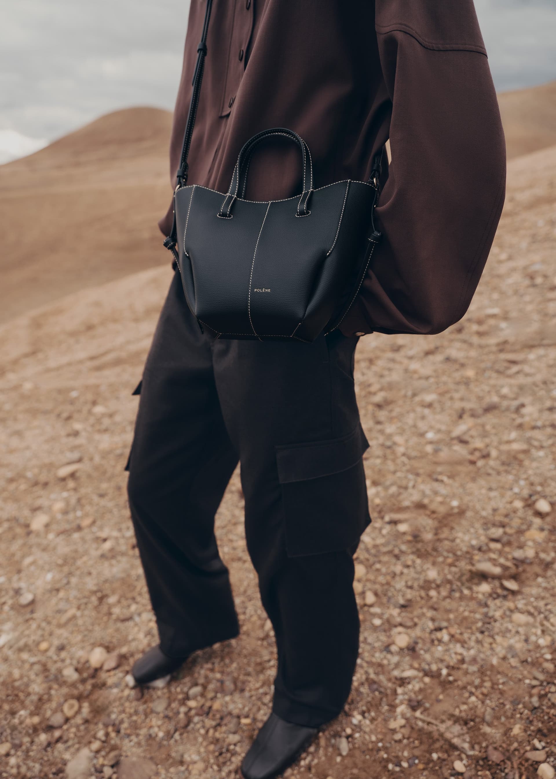 Cyme Tote Nano - Noir Grainé Coutures Écrues - Photo 2