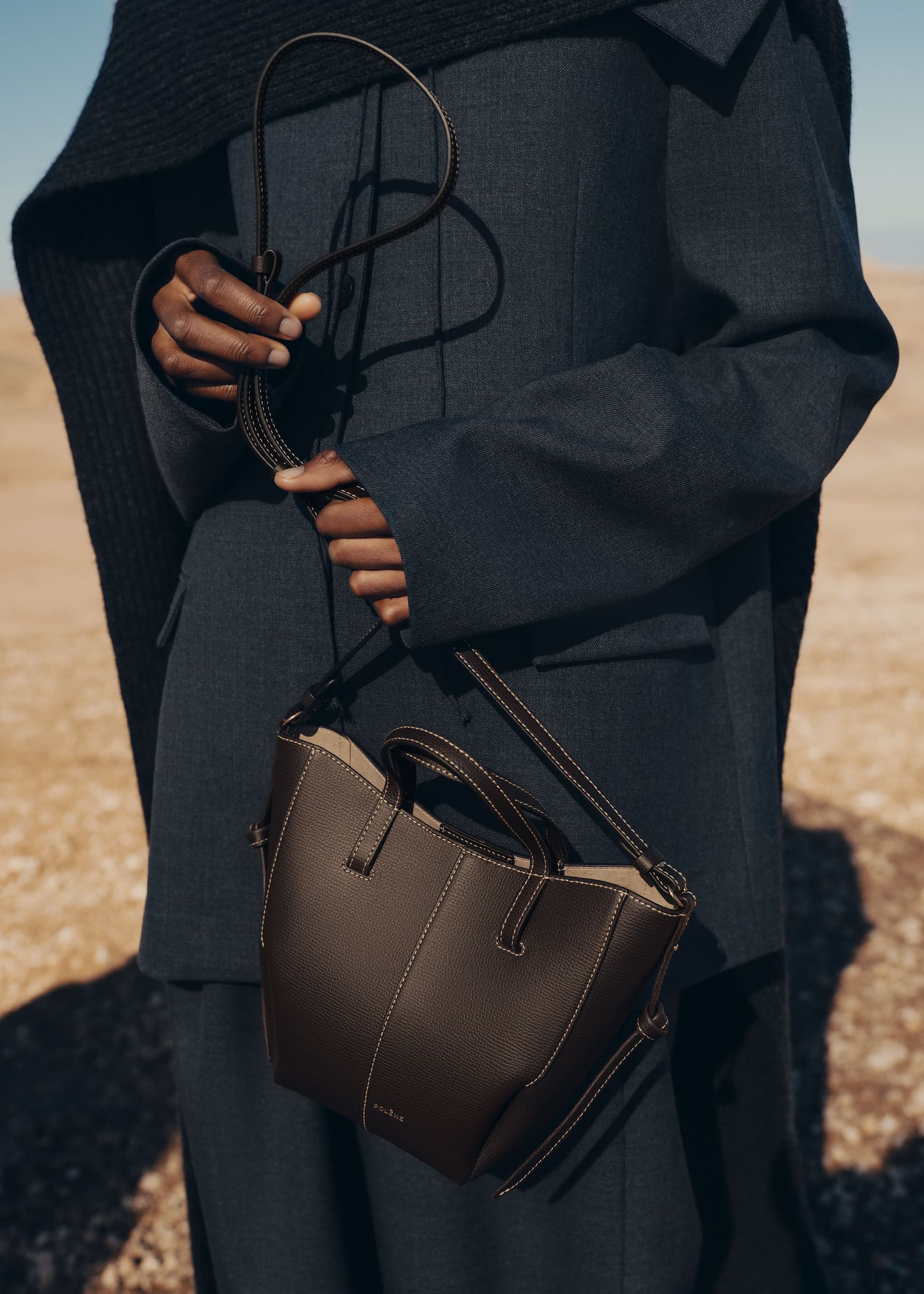 Cyme Tote Nano - Ébène Grainé - Photo 2