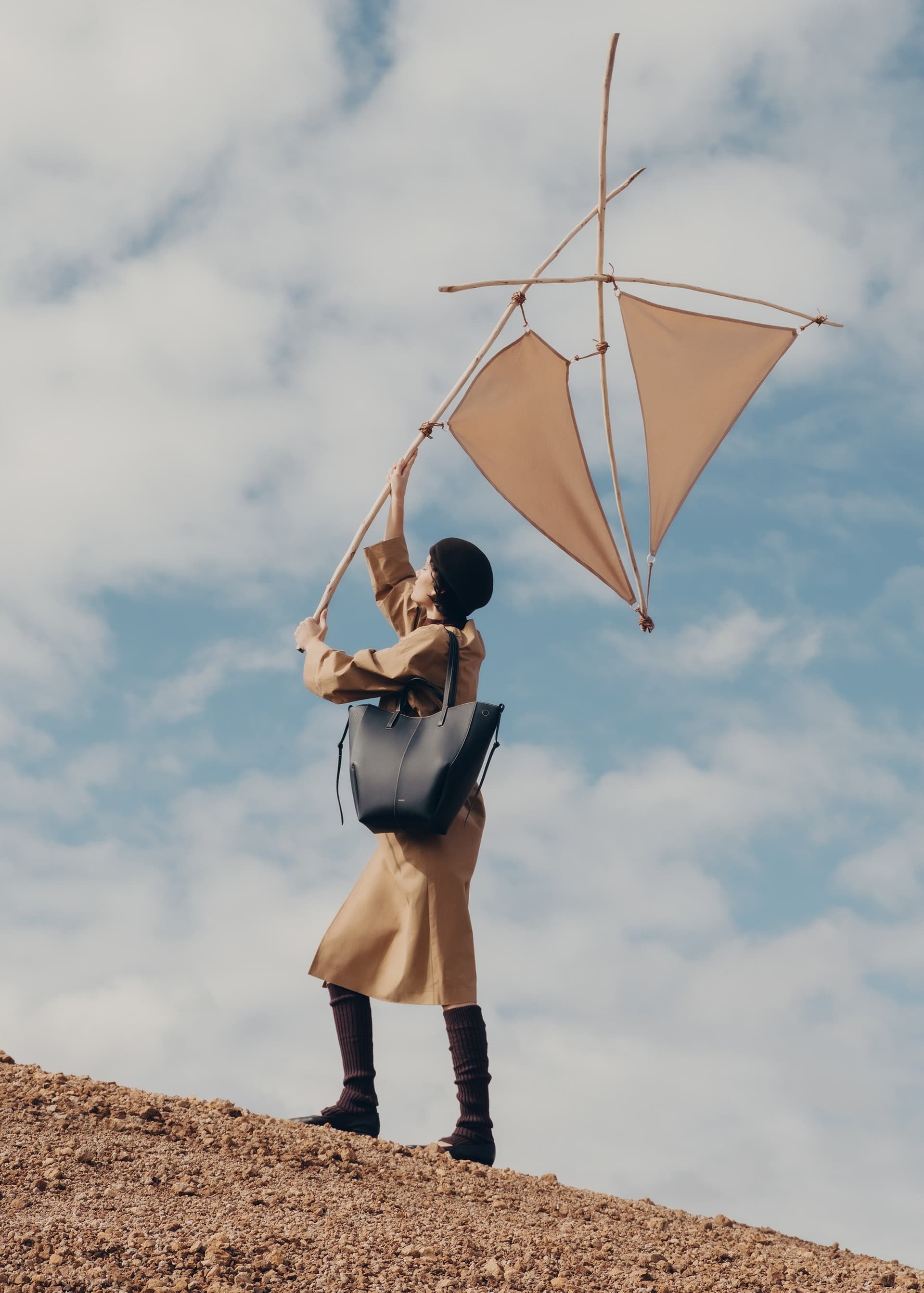 Cyme Tote - Noir Grainé Coutures Écrues - Photo 3