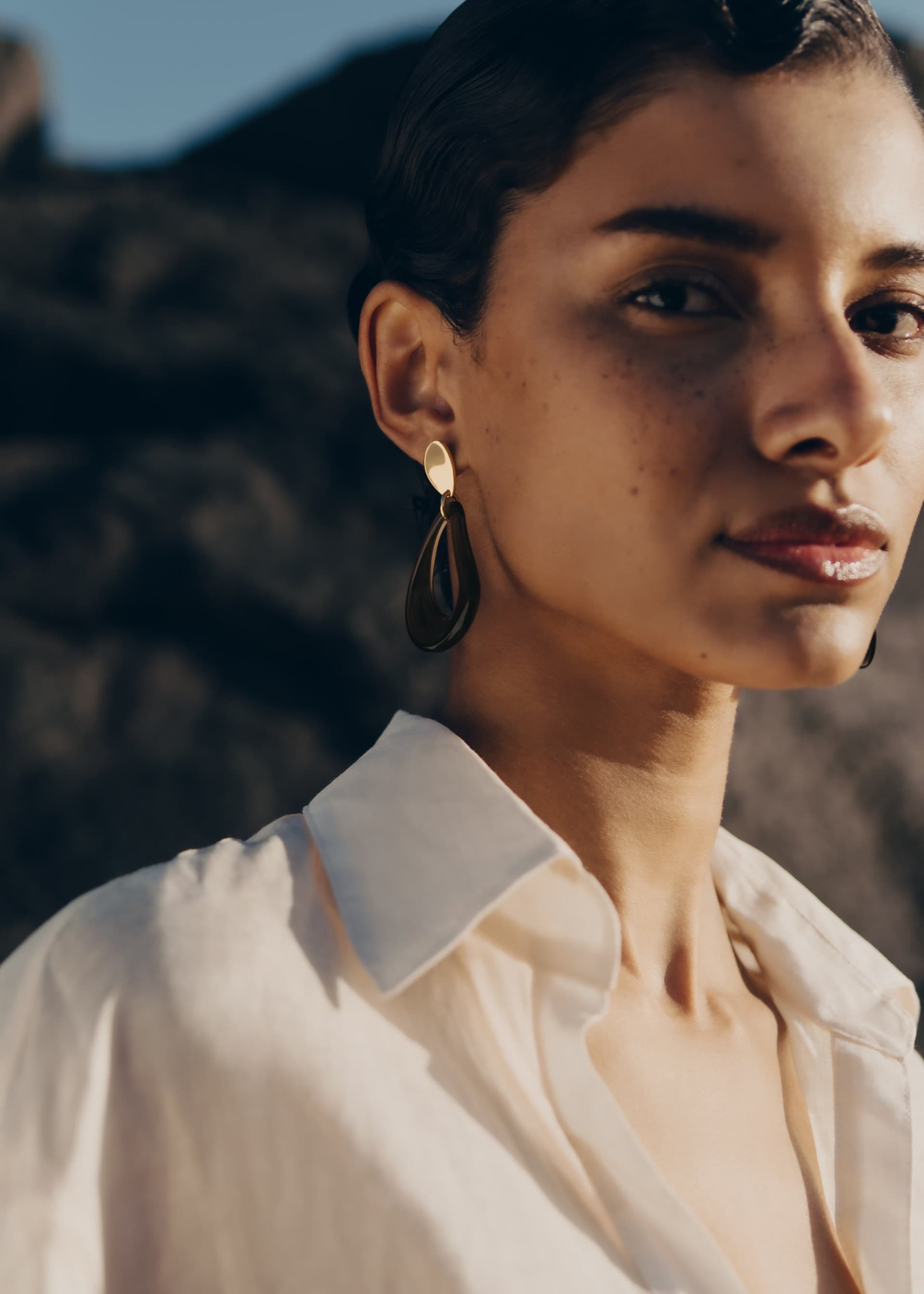 Boucles d'oreilles pendantes Naé - Verre fumé - Photo 2