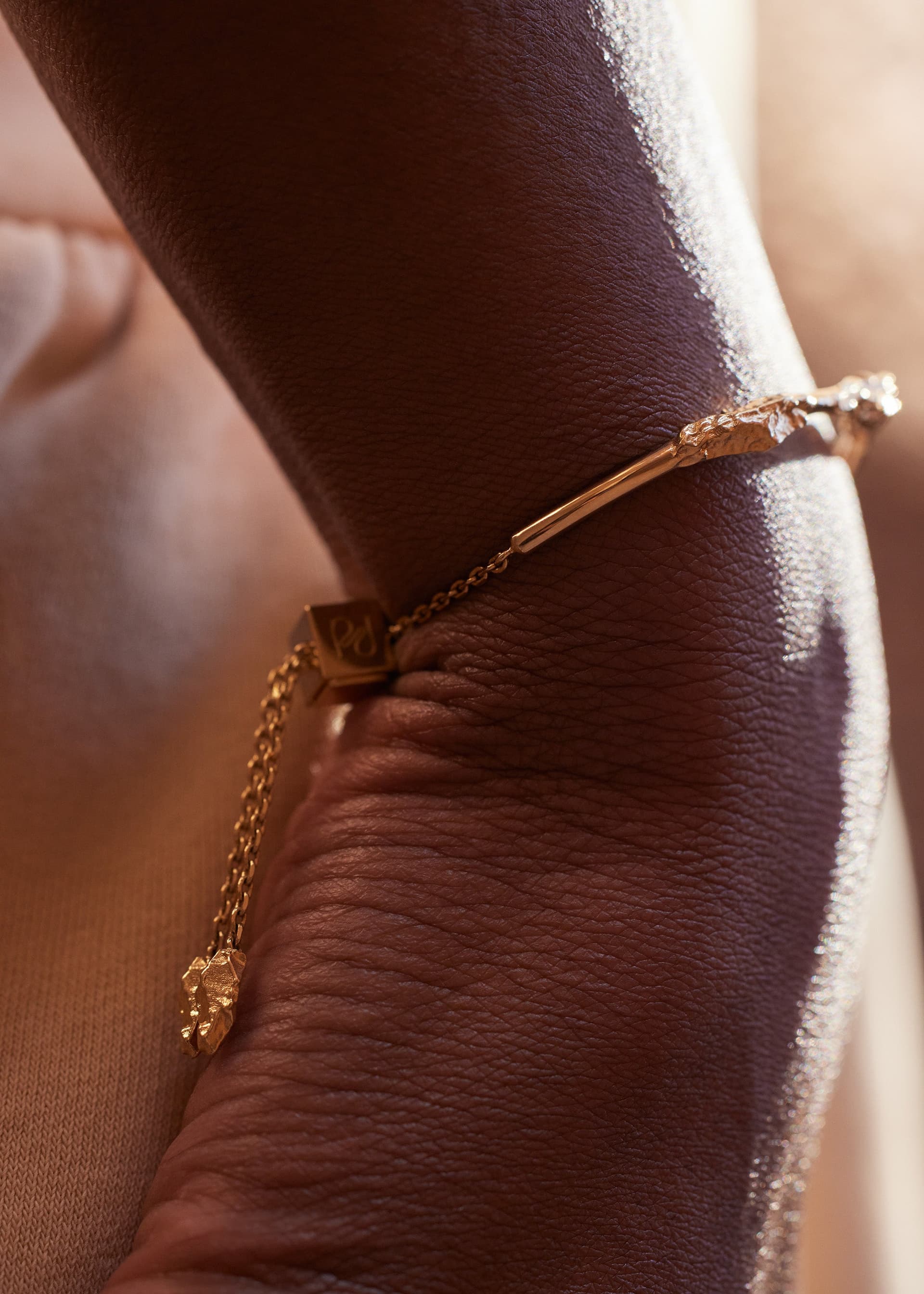 Jonc Eroz - Dorée à l’or 24 carats - Photo 5