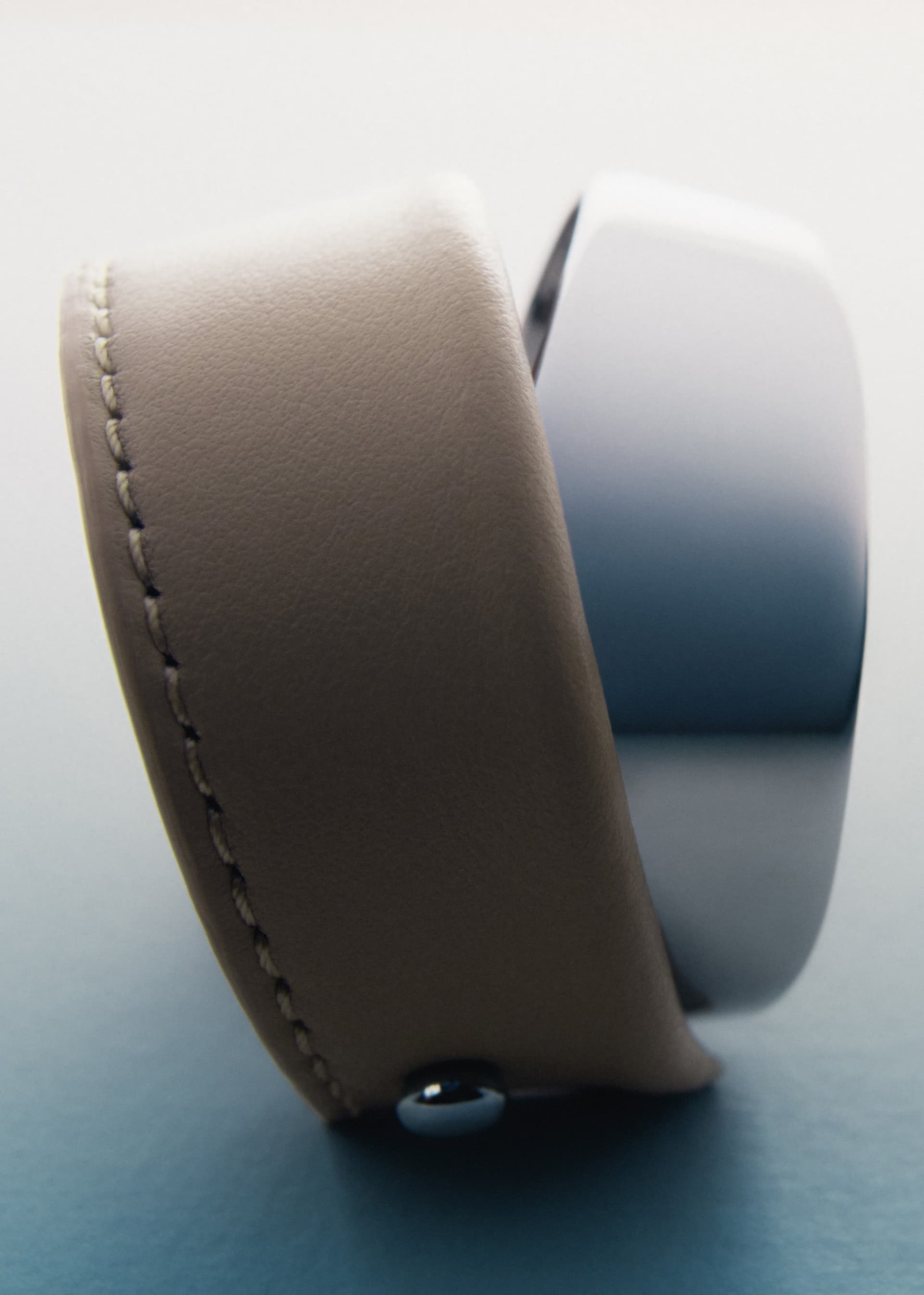 Manchette Ormé - Argentée Cuir Taupe - Photo 1